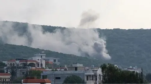 تصعيد ميداني جنوب لبنان: غارات إسرائيلية تضرب النبطية وتحرك قوة عند دير ميماس