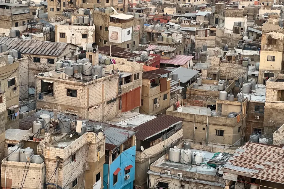 خاص | فاتورة الكهرباء تبتلع نصف دخل العائلة في برج البراجنة.. 70 دولاراً لكل أمبير