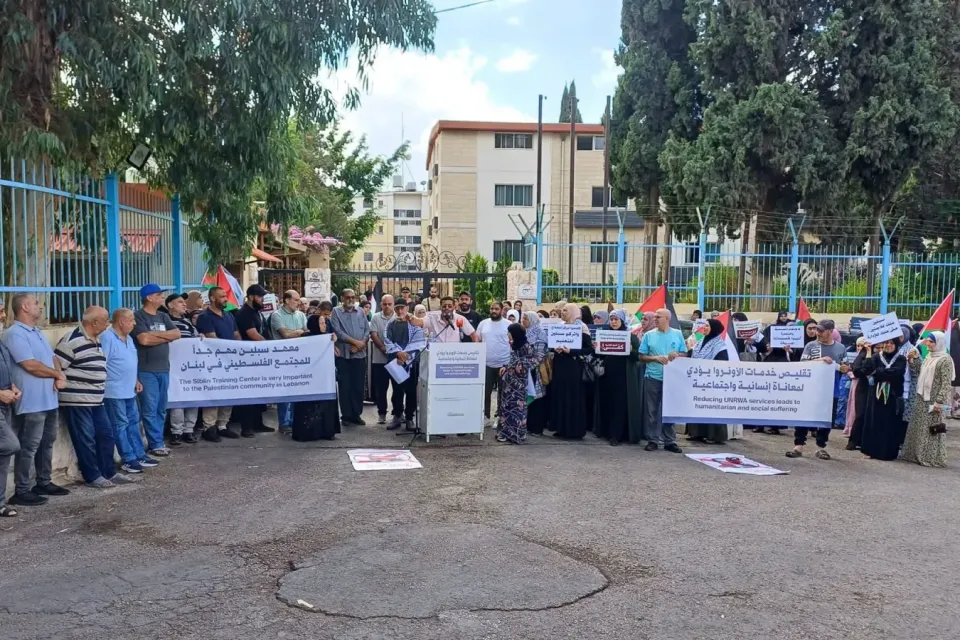 اعتصام أمام معهد سبلين رفضاً لتقليص مستوى التعليم ومدة الدراسة