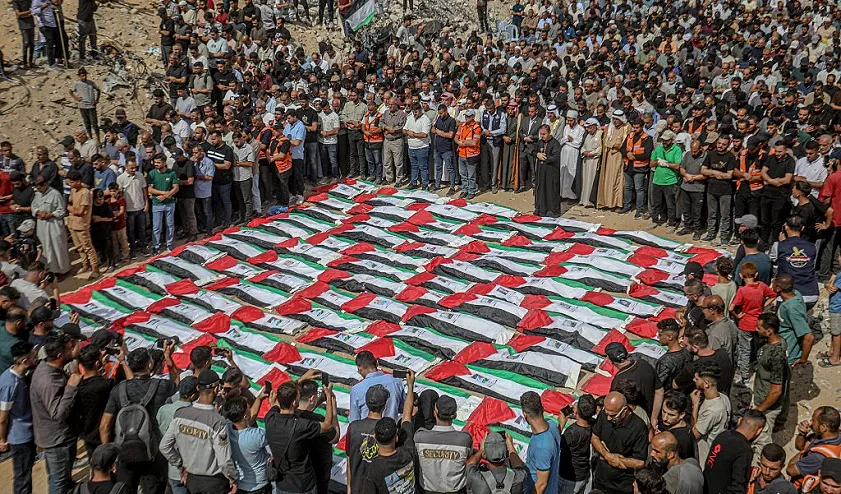 غزة: شهداء وإصابات في هجمات إسرائيلية متفرقة.. ونسف متواصل قرب "الخط الأصفر"